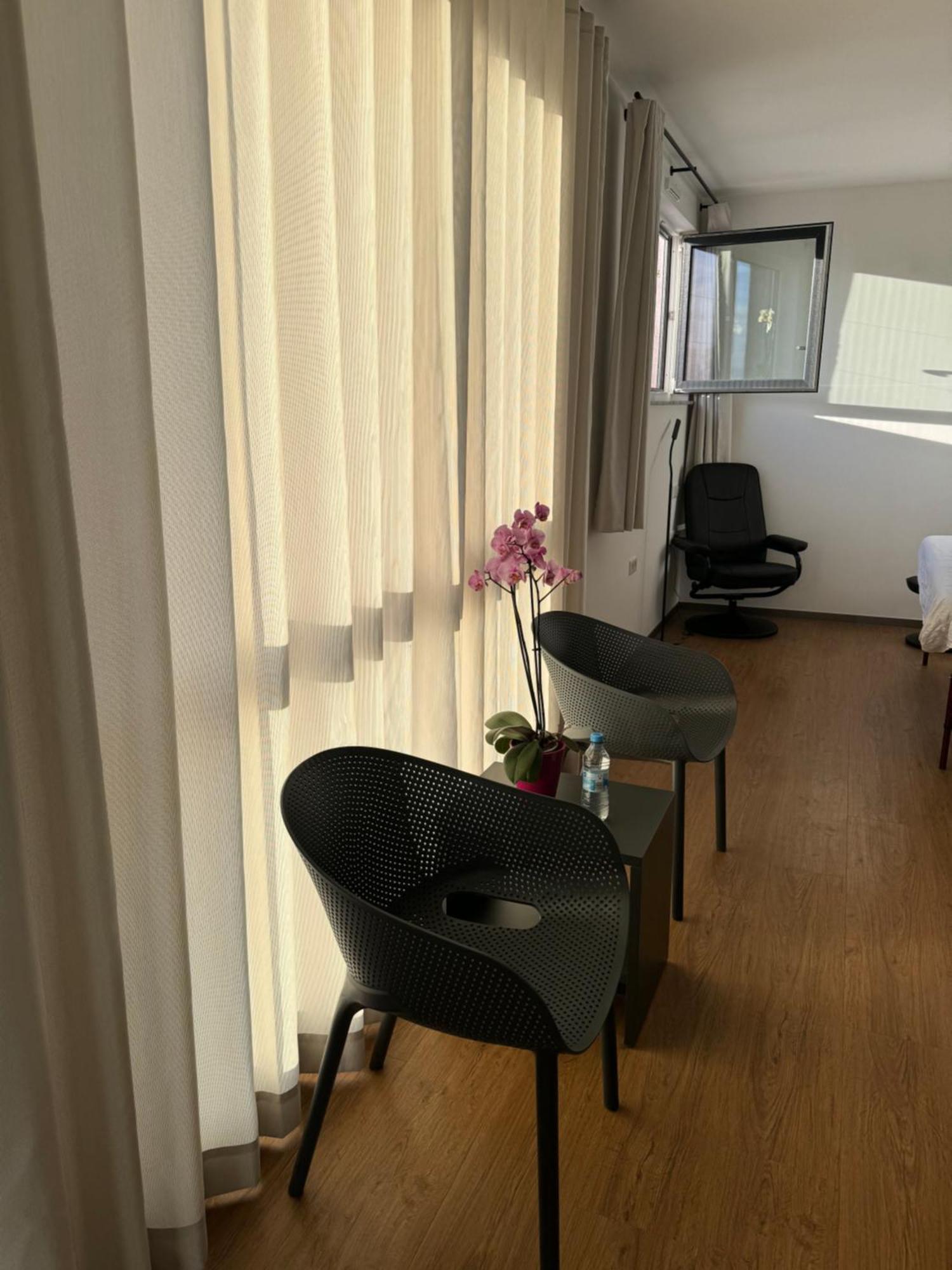 Fair N Square Hotel 24 Stunden Self-Check In Darmstadt Esterno foto